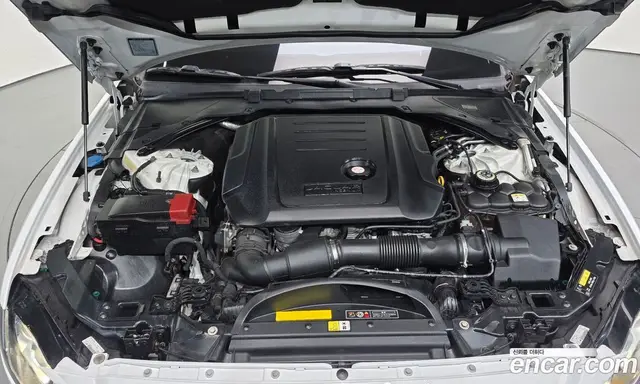 Jaguar XF 2018 2.0 АКПП, миниатюра 6 Jaguar XF 2018 2.0 АКПП, миниатюра 6