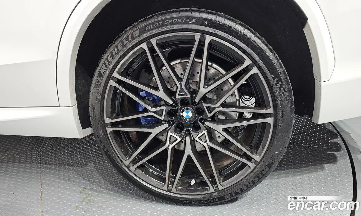 BMW X5M 2025 4.4 АКПП, фото 7