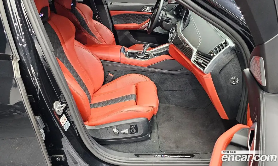 BMW X6M 2023 4.4 АКПП, фото 11