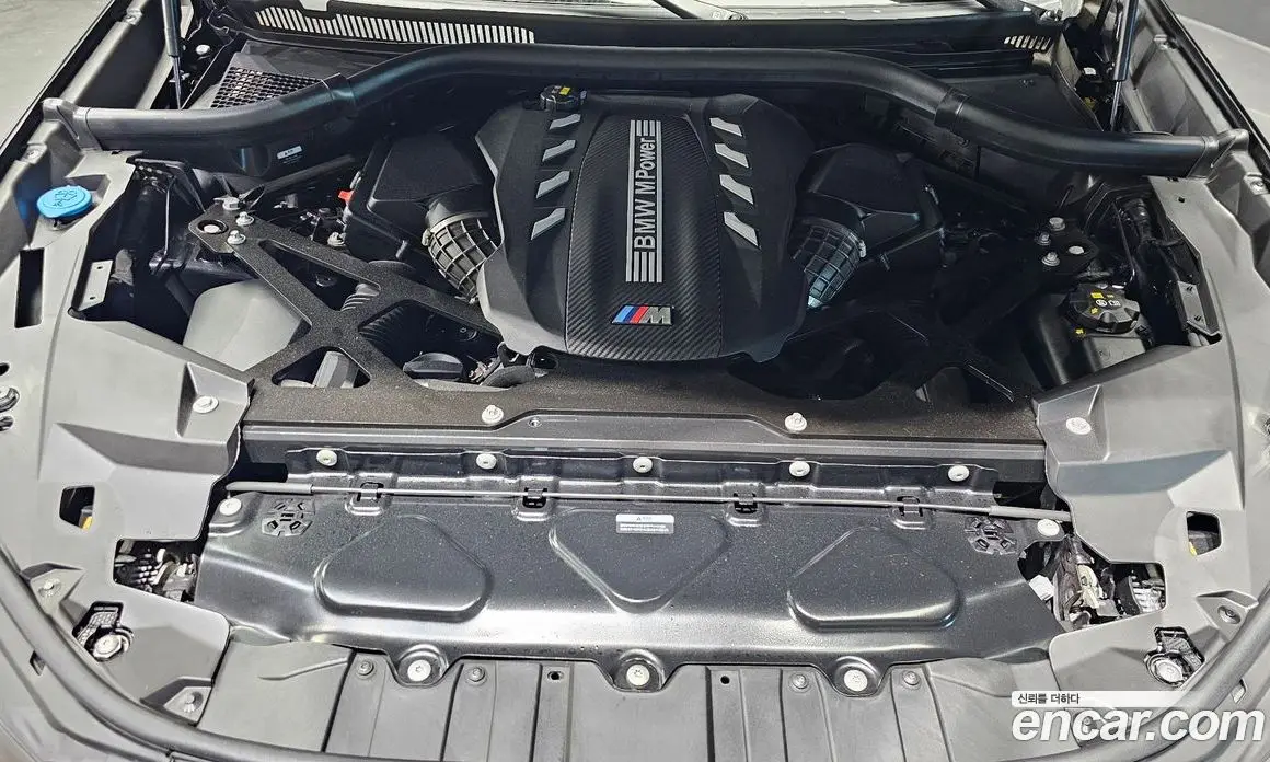BMW X6M 2023 4.4 АКПП, фото 6