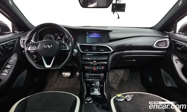 Infiniti Q30 2017 2.0 АКПП, миниатюра 7 Infiniti Q30 2017 2.0 АКПП, миниатюра 7