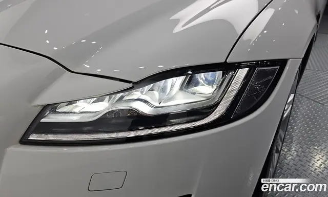 Jaguar XF 2017 2.0 АКПП, миниатюра 7 Jaguar XF 2017 2.0 АКПП, миниатюра 7