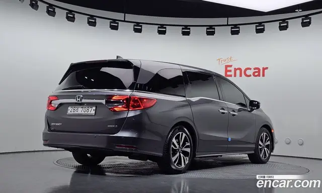 Honda Odyssey 2018 3.5 АКПП, миниатюра 2 Honda Odyssey 2018 3.5 АКПП, миниатюра 2