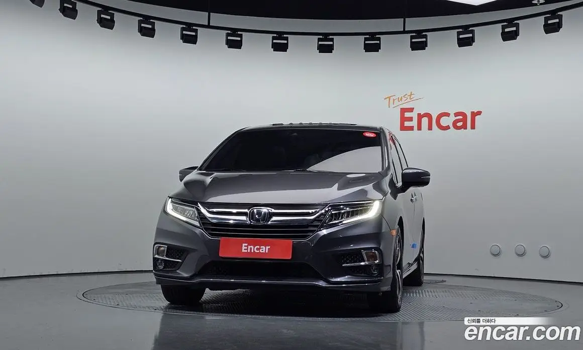 Honda Odyssey 2018 3.5 АКПП, фото 3 Honda Odyssey 2018 3.5 АКПП, фото 3
