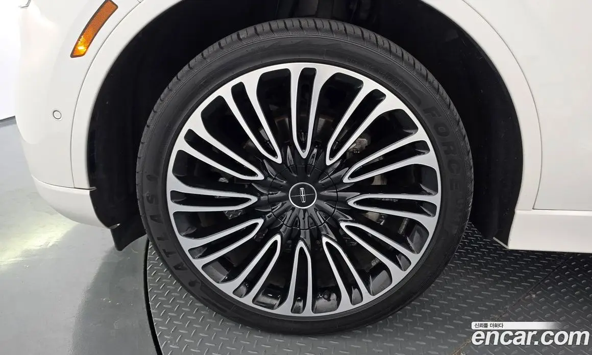 Lincoln Aviator 2021 3.0 АКПП, фото 5