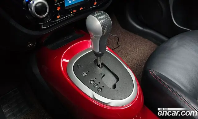 Nissan Juke 2015 1.6 АКПП, миниатюра 9