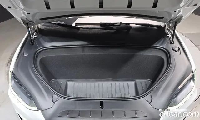 Tesla Model X 2024 0.3 АКПП, миниатюра 6 Tesla Model X 2024 0.3 АКПП, миниатюра 6