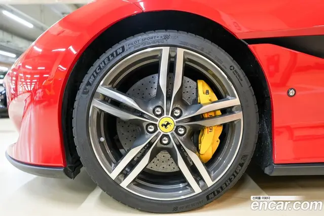 Ferrari Portofino 2019 3.9 АКПП, миниатюра 12