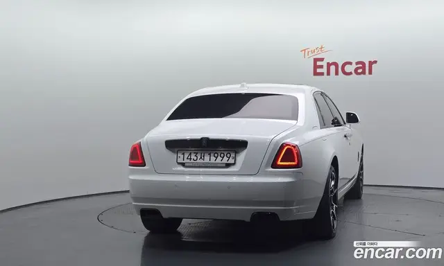 Rolls-Royce Ghost 2020 6.6 АКПП, миниатюра 4 Rolls-Royce Ghost 2020 6.6 АКПП, миниатюра 4
