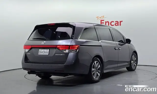 Honda Odyssey 2015 3.5 АКПП, миниатюра 2 Honda Odyssey 2015 3.5 АКПП, миниатюра 2