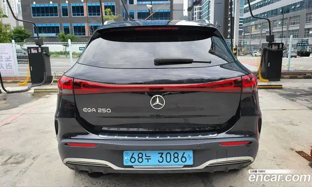 Mercedes-Benz EQA 2023 0.2 АКПП, миниатюра 4