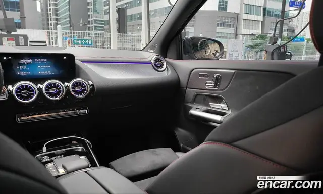Mercedes-Benz EQA 2023 0.2 АКПП, миниатюра 10