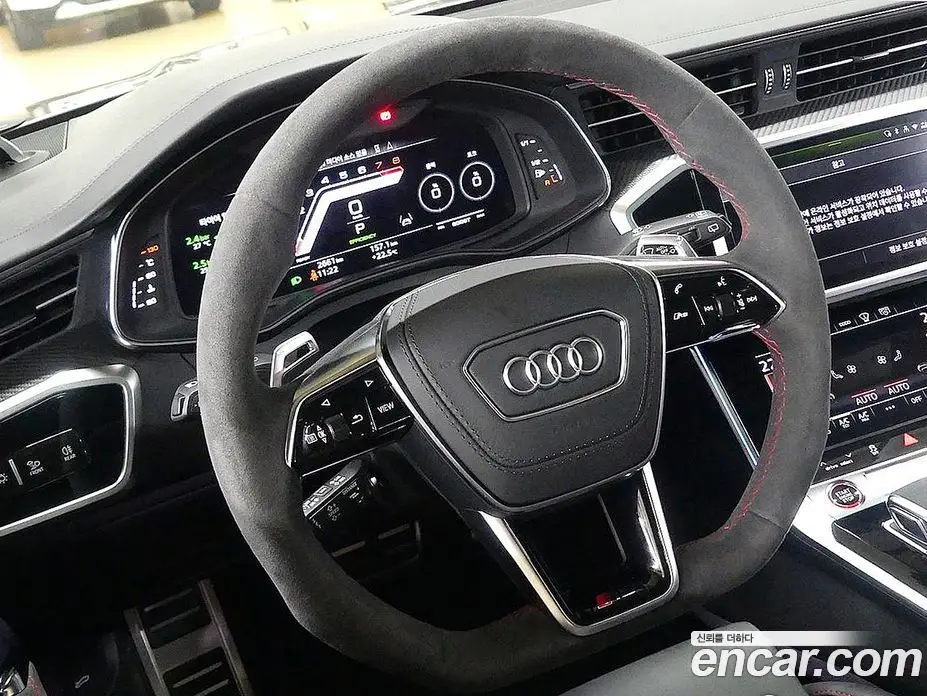 Audi RS6 2025 4.0 АКПП, фото 12