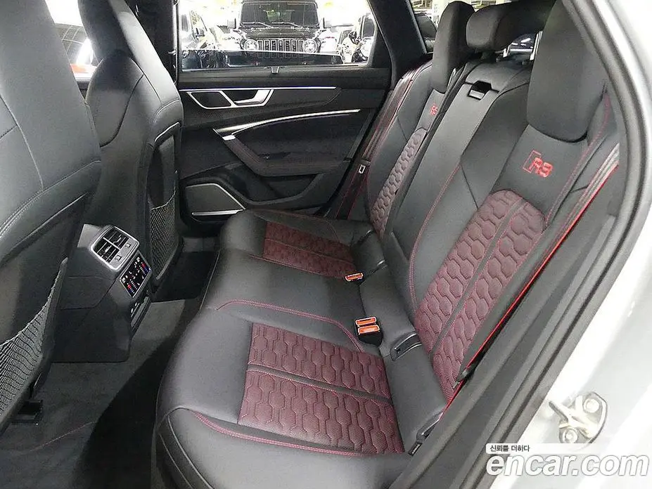 Audi RS6 2025 4.0 АКПП, фото 18