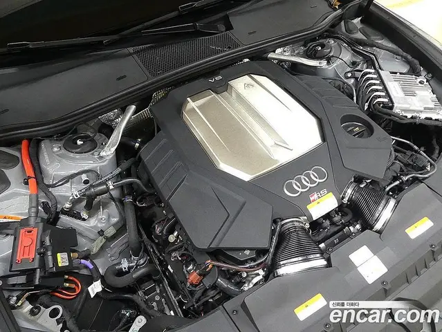 Audi RS6 2025 4.0 АКПП, миниатюра 8