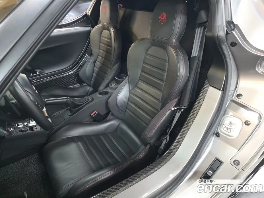 Alfa Romeo 4C 2016 1.8 АКПП, фото 11