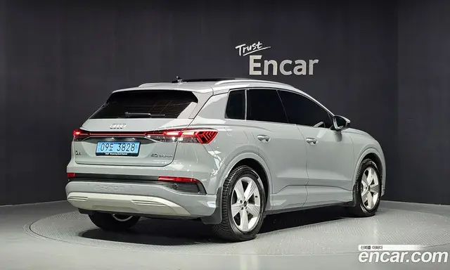 Audi Q4 e-tron 2023 0.2 АКПП, миниатюра 2