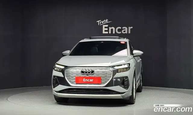 Audi Q4 e-tron 2023 0.2 АКПП, миниатюра 3