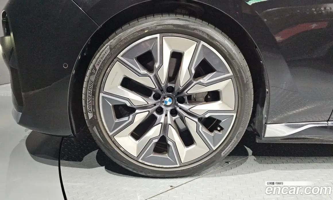 BMW i7 2023 0.3 АКПП, фото 5