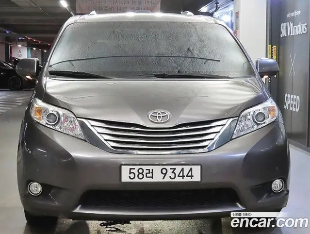 Toyota Sienna 2012 3.5 АКПП, миниатюра 2