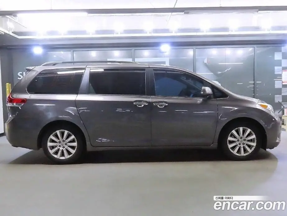 Toyota Sienna 2012 3.5 АКПП, фото 3