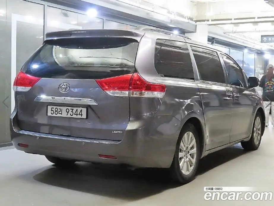 Toyota Sienna 2012 3.5 АКПП, фото 4