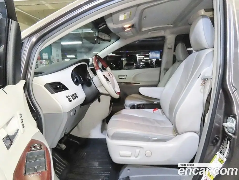 Toyota Sienna 2012 3.5 АКПП, фото 6