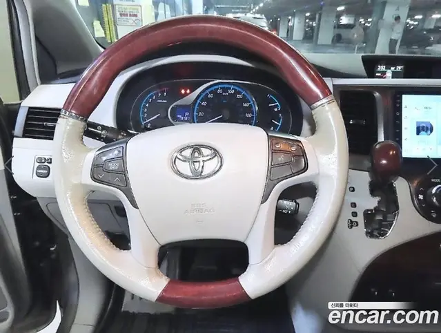 Toyota Sienna 2012 3.5 АКПП, миниатюра 8
