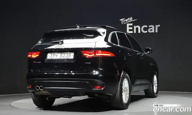 Jaguar F-Pace 2016 2.0 АКПП, миниатюра 2