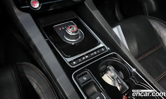 Jaguar F-Pace 2016 2.0 АКПП, миниатюра 9