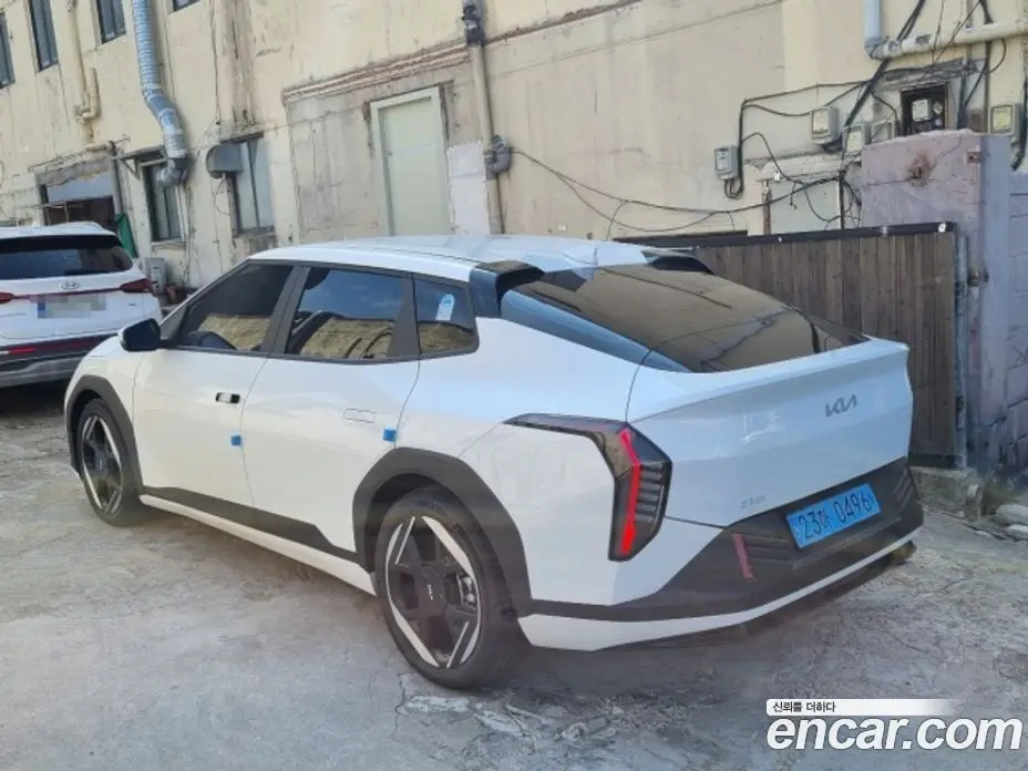 Kia EV4 2025 0.2 АКПП, фото 3