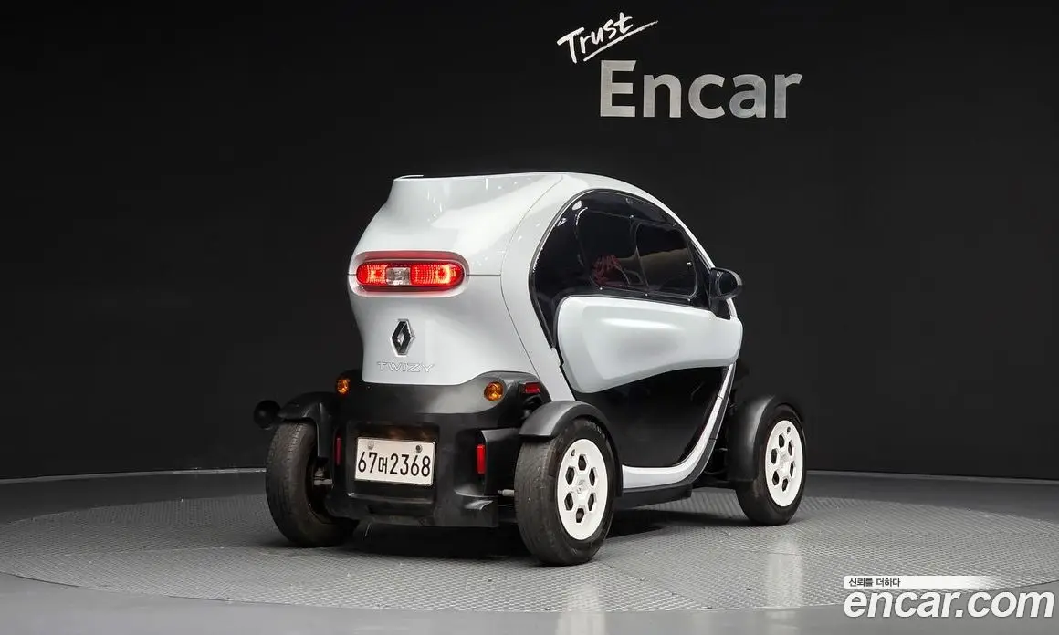 Renault (Samsung) Twizy 2019 0.1 АКПП, фото 1 Renault (Samsung) Twizy 2019 0.1 АКПП, фото 1