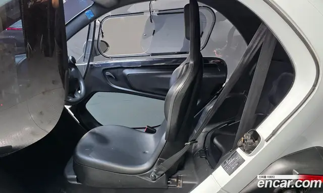 Renault (Samsung) Twizy 2019 0.1 АКПП, миниатюра 12