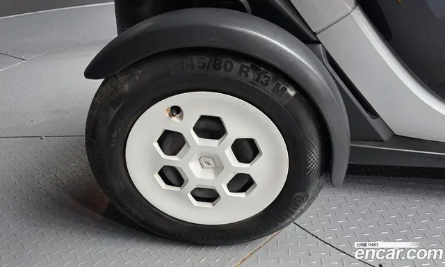 Renault (Samsung) Twizy 2019 0.1 АКПП, миниатюра 4 Renault (Samsung) Twizy 2019 0.1 АКПП, миниатюра 4
