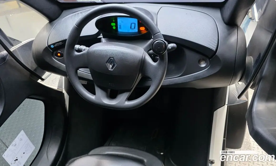 Renault (Samsung) Twizy 2019 0.1 АКПП, фото 9 Renault (Samsung) Twizy 2019 0.1 АКПП, фото 9