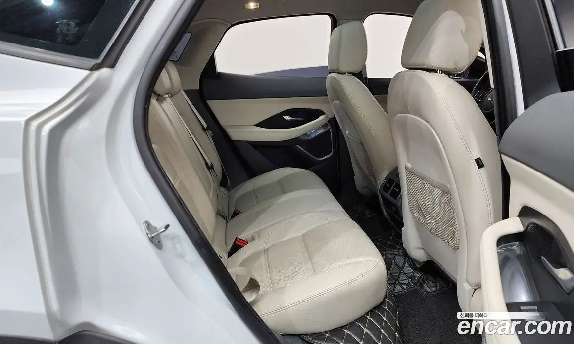 Jaguar E-Pace 2018 2.0 АКПП, фото 17