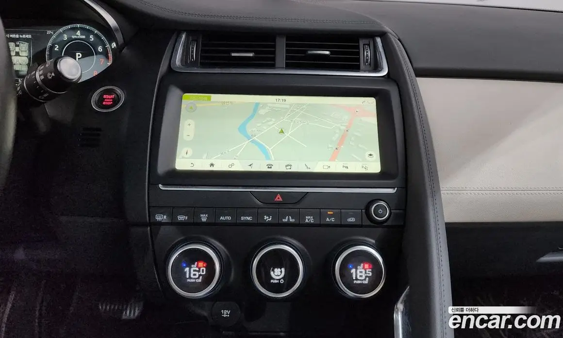 Jaguar E-Pace 2018 2.0 АКПП, фото 19