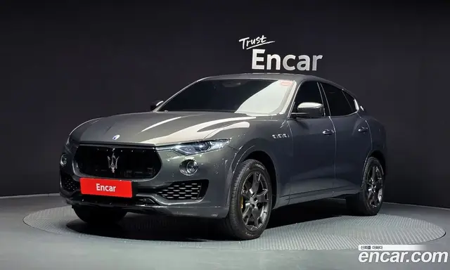 Maserati Levante, 2017, 182 365 км