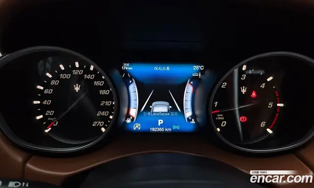 Maserati Levante 2017 3.0 АКПП, миниатюра 8