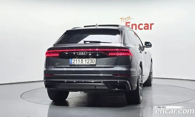 Audi Q8 2022 3.0 АКПП, миниатюра 3