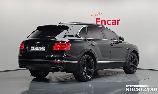 Bentley Bentayga 2018 6.0 АКПП, миниатюра 2 Bentley Bentayga 2018 6.0 АКПП, миниатюра 2