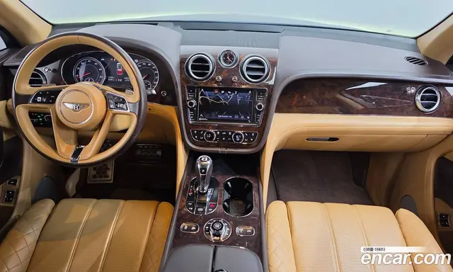Bentley Bentayga 2018 6.0 АКПП, миниатюра 10 Bentley Bentayga 2018 6.0 АКПП, миниатюра 10