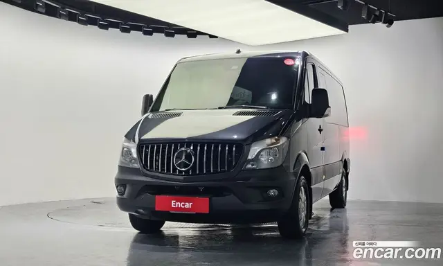 Mercedes-Benz Sprinter 2017 3.0 АКПП, миниатюра 3