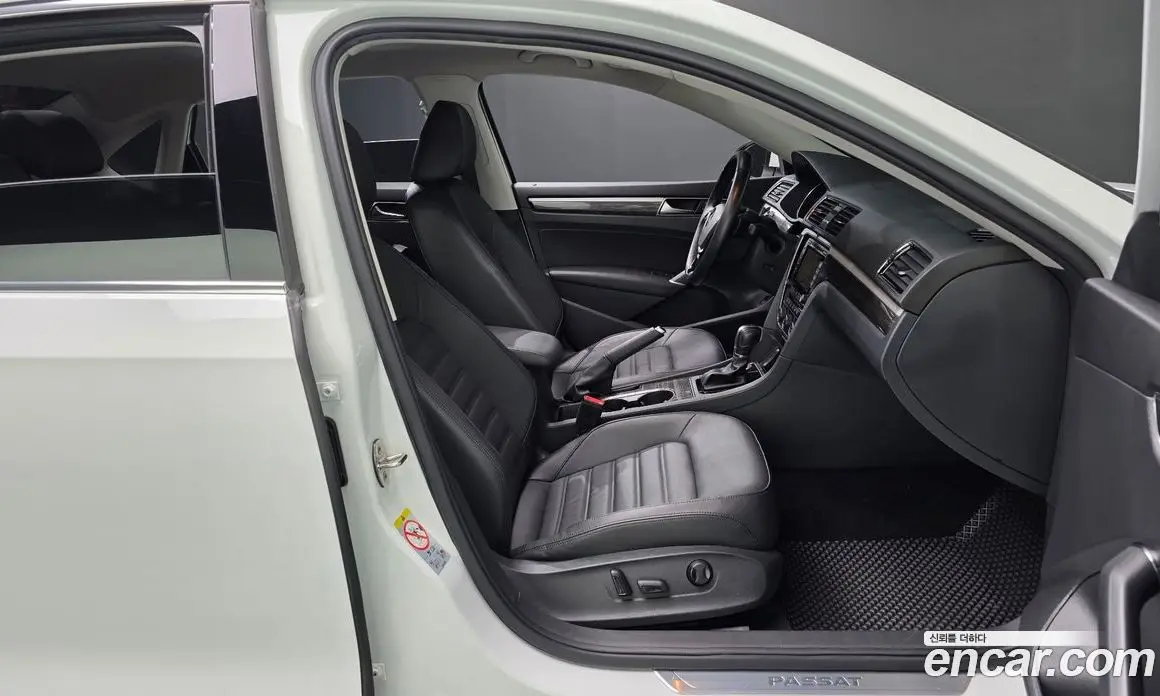 Volkswagen Passat 2018 2.0 АКПП, фото 16