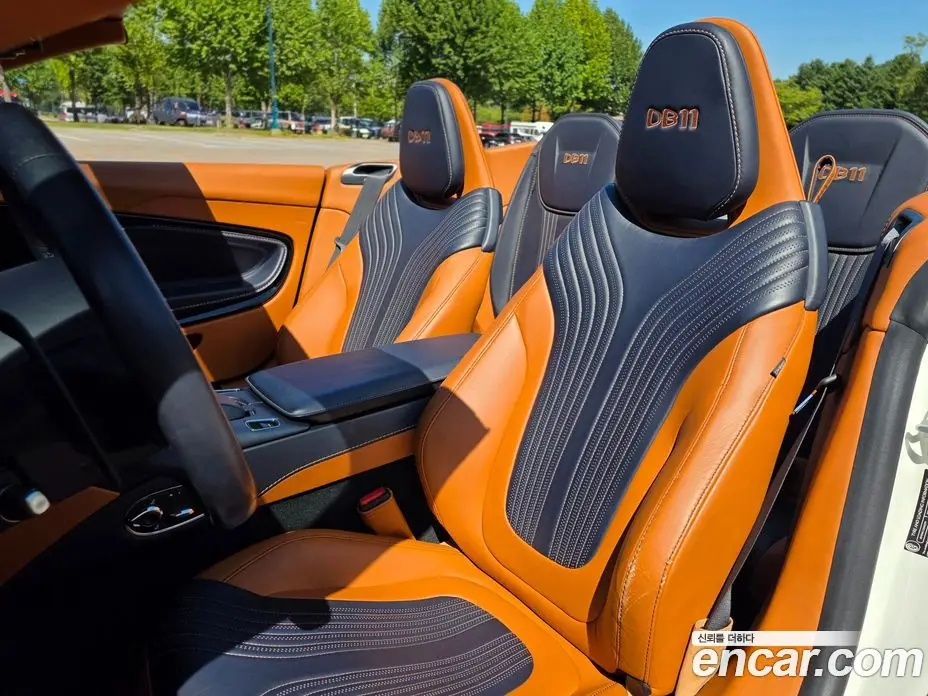 Aston Martin DB11 2019 4.0 АКПП, фото 10