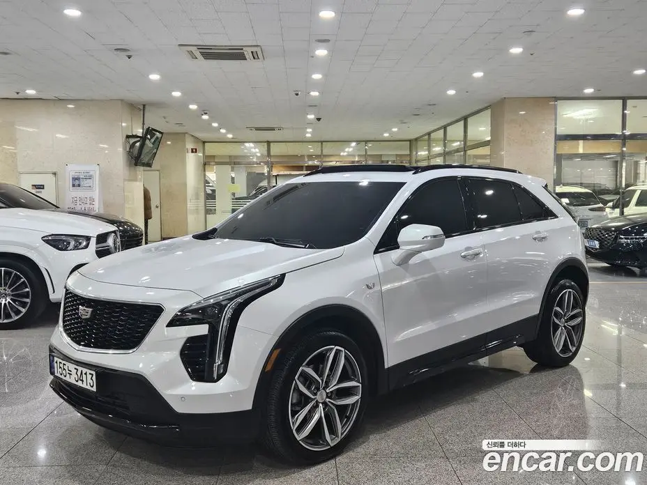Cadillac XT4 2023 2.0 АКПП, фото 1 Cadillac XT4 2023 2.0 АКПП, фото 1