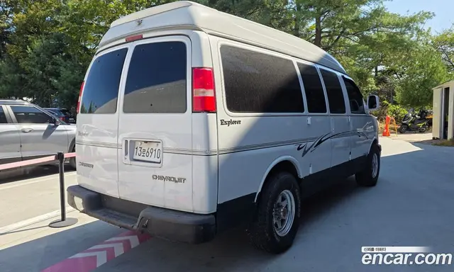 Chevrolet Express Van 2006 5.3 АКПП, миниатюра 2