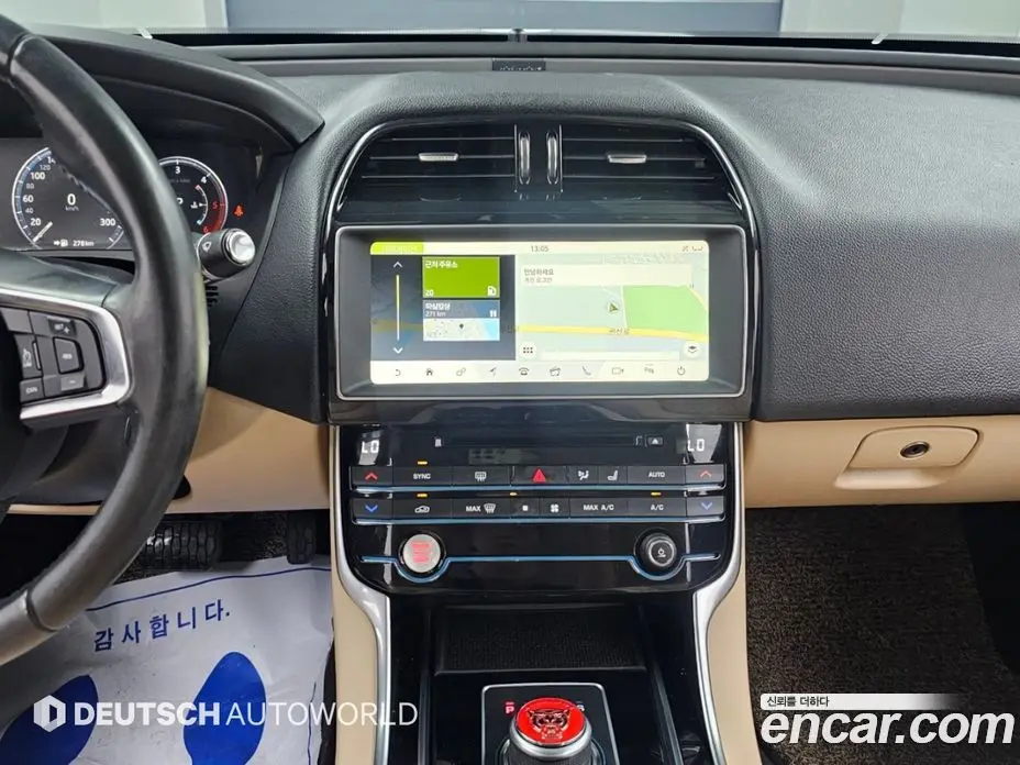 Jaguar XE 2018 2.0 АКПП, фото 14