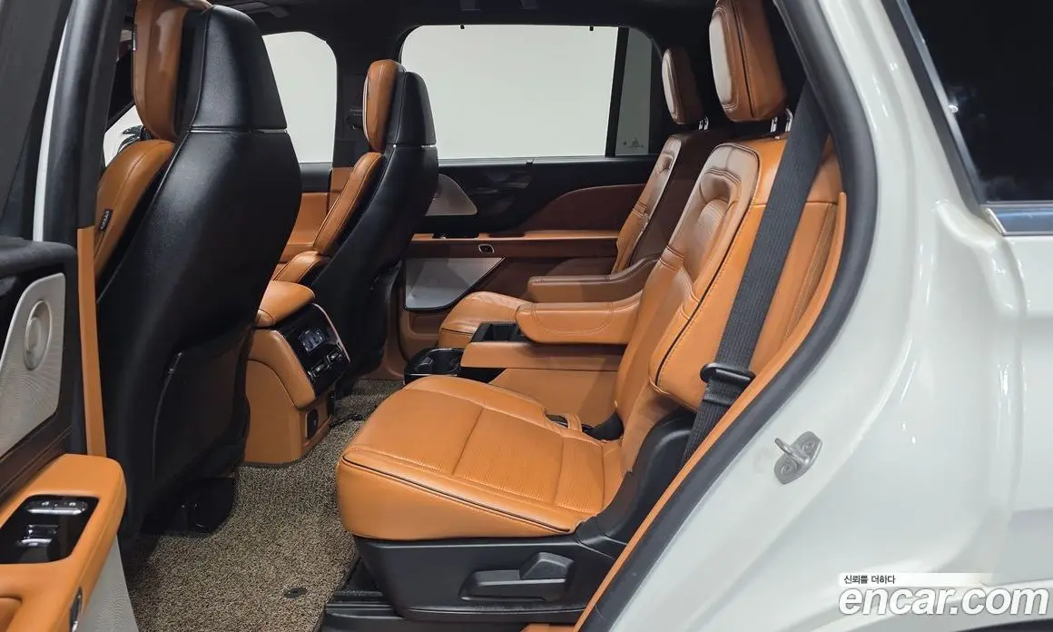 Lincoln Aviator 2021 3.0 АКПП, фото 17