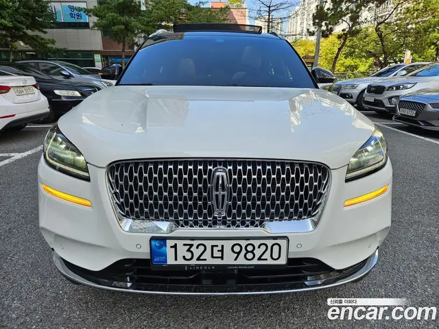 Lincoln Corsair, 2022, 49 574 км